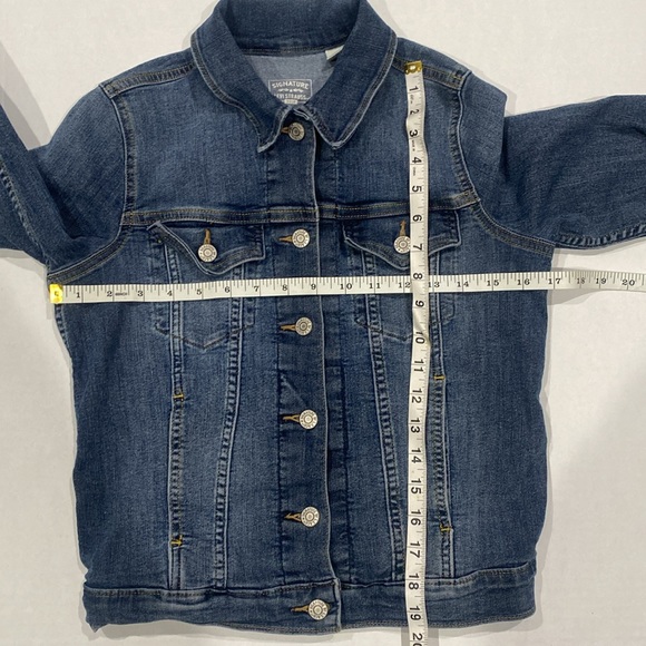 Girls Denim Jean Signature Levi Strauss Basic Truckers Jacket.    SIZE S - Picture 4 of 12